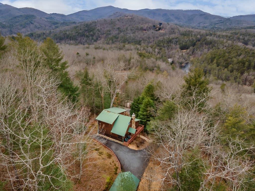 131 Toccoa Overlook Lane, Blue Ridge GA 30513 - Photo