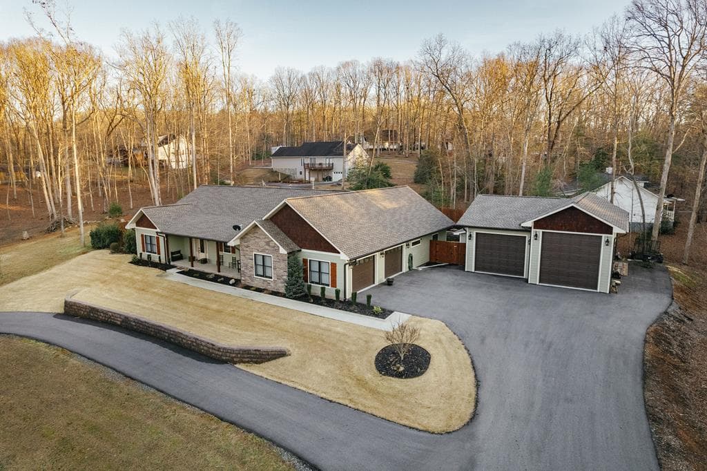 52 Ivy Ridge Court, Blue Ridge GA 30513 - Primary photo