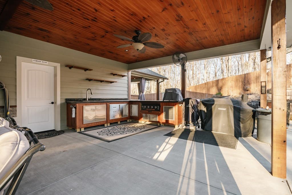 52 Ivy Ridge Court, Blue Ridge GA 30513 - Photo