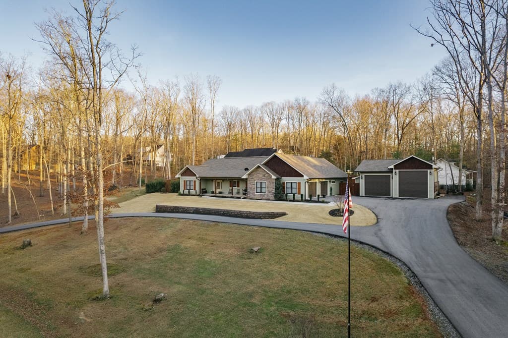 52 Ivy Ridge Court, Blue Ridge GA 30513 - Photo