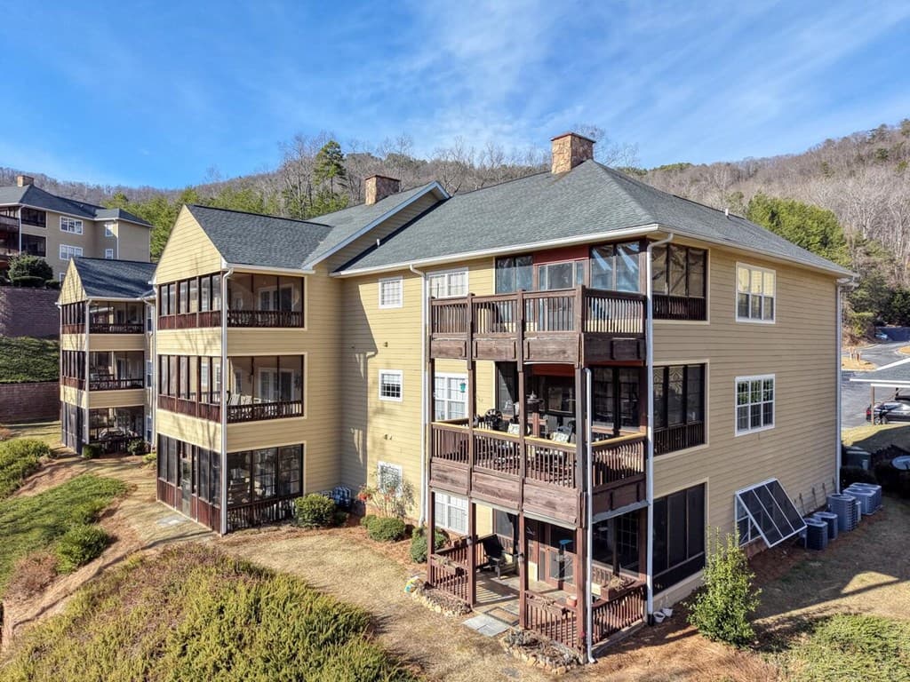 92 Glen Eagle Ct B303, Clayton GA 30525 - Photo