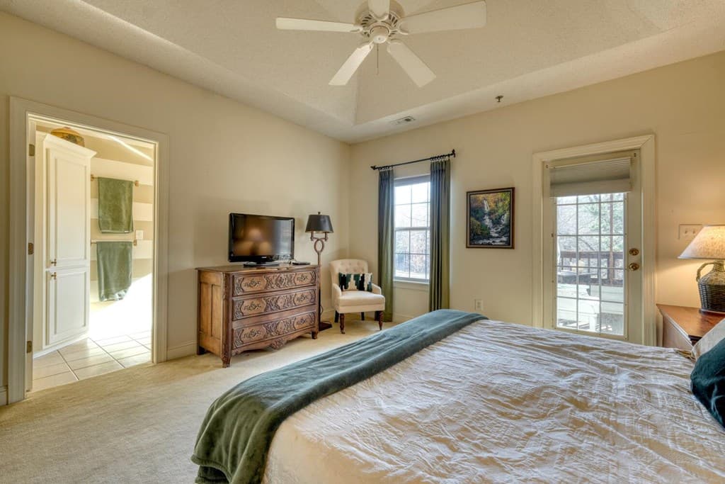 92 Glen Eagle Ct B303, Clayton GA 30525 - Photo