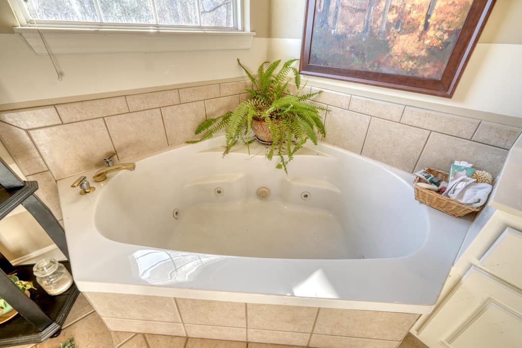 92 Glen Eagle Ct B303, Clayton GA 30525 - Photo