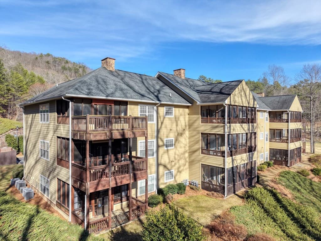 92 Glen Eagle Ct B303, Clayton GA 30525 - Photo