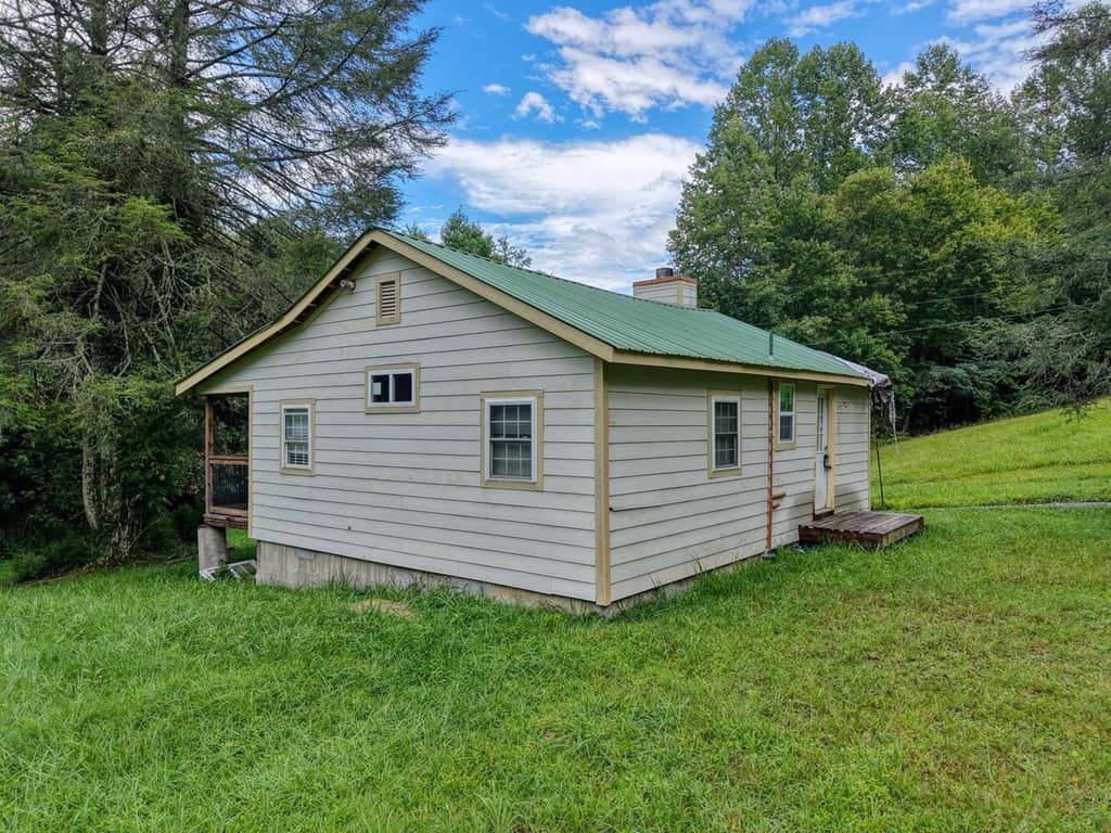 580 Emmaus Road, Epworth GA 30541 - Photo