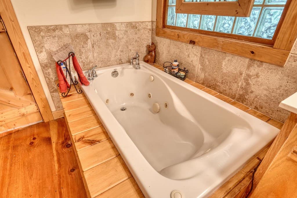 885 Tomahawk Trail, Blairsville GA 30512 - Photo