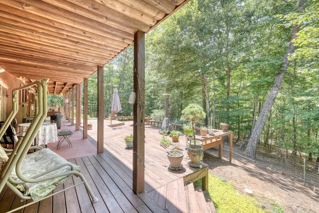885 Tomahawk Trail, Blairsville GA 30512 - Photo