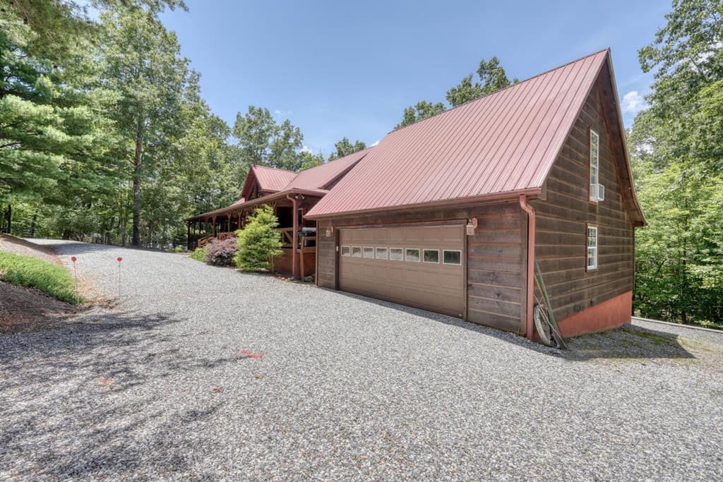 885 Tomahawk Trail, Blairsville GA 30512 - Photo