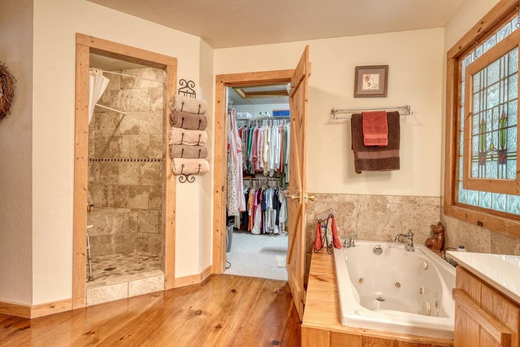 885 Tomahawk Trail, Blairsville GA 30512 - Photo