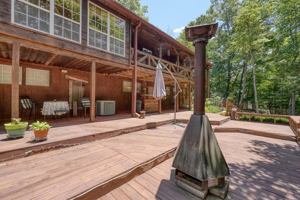 885 Tomahawk Trail, Blairsville GA 30512 - Photo