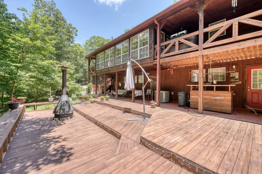 885 Tomahawk Trail, Blairsville GA 30512 - Photo
