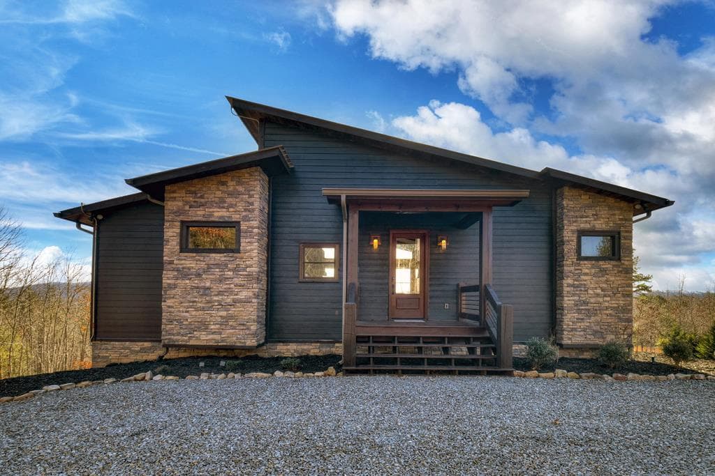 1038 Synacia Drive, Mineral Bluff GA 30559 - Photo