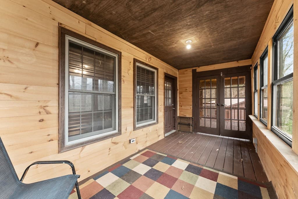 279 Cindy Cove Road, Blairsville GA 30512 - Photo