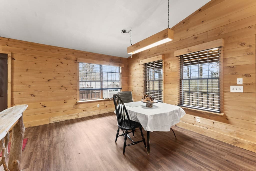 279 Cindy Cove Road, Blairsville GA 30512 - Photo