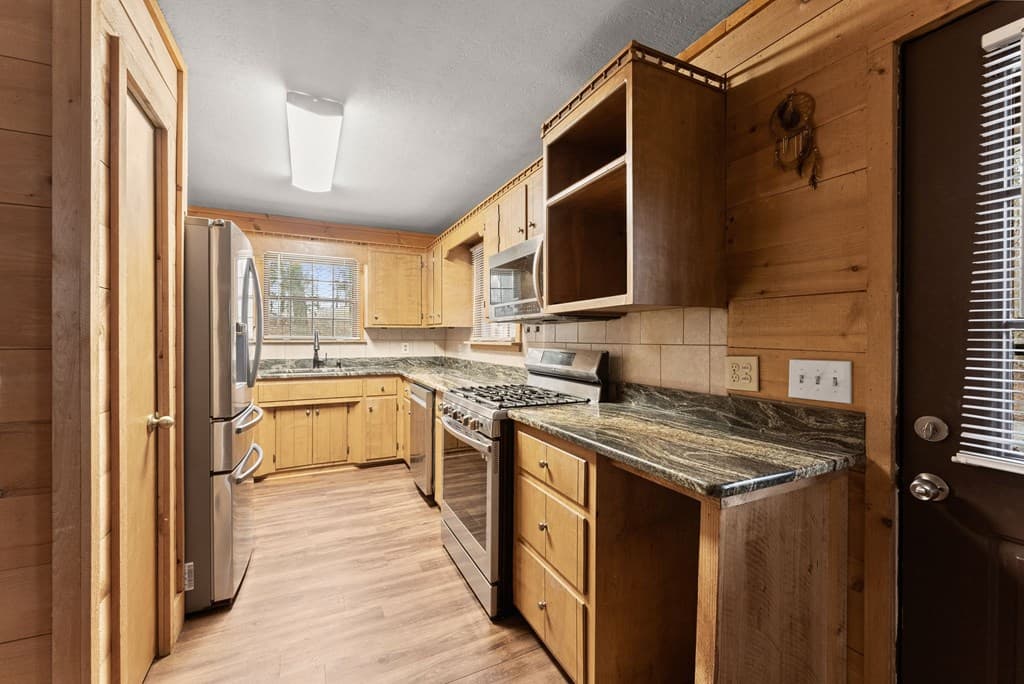 279 Cindy Cove Road, Blairsville GA 30512 - Photo