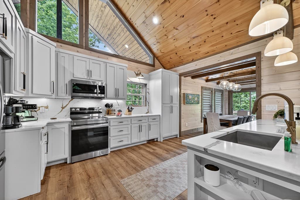 346 Logan Drive, Mineral Bluff GA 30559 - Photo