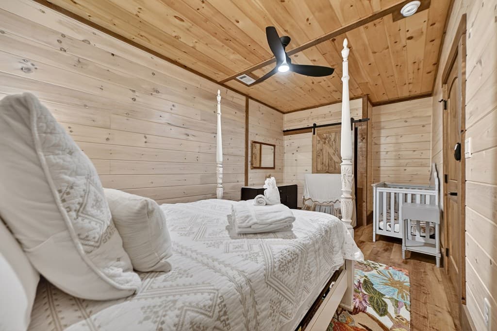 346 Logan Drive, Mineral Bluff GA 30559 - Photo
