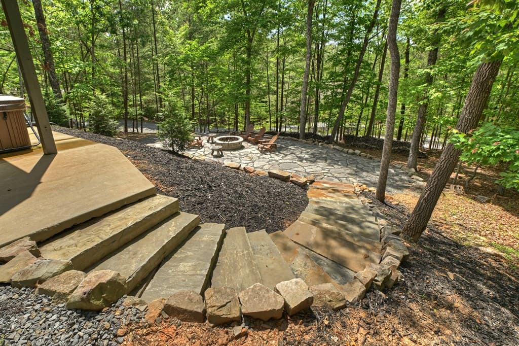 346 Logan Drive, Mineral Bluff GA 30559 - Photo