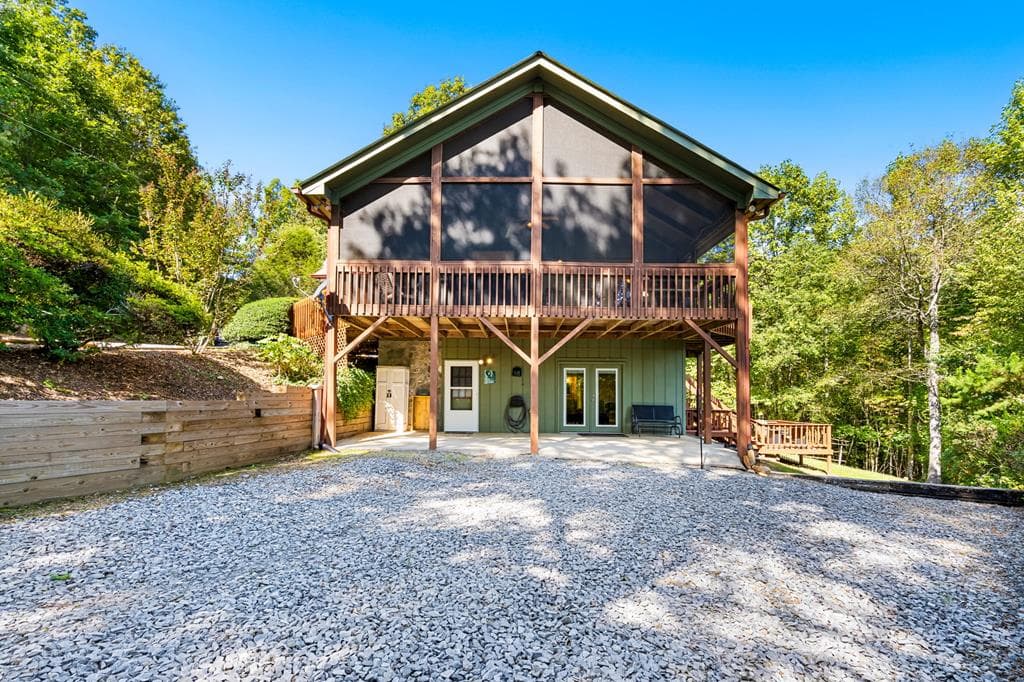138 Oakwood Trail, Mineral Bluff GA 30559 - Photo