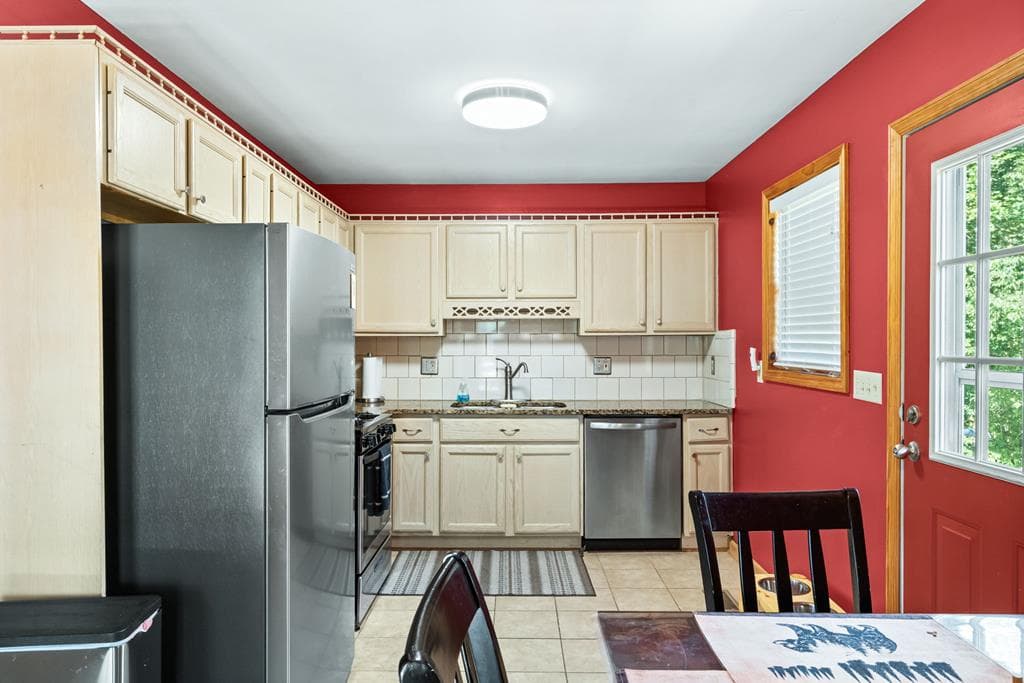 138 Oakwood Trail, Mineral Bluff GA 30559 - Photo