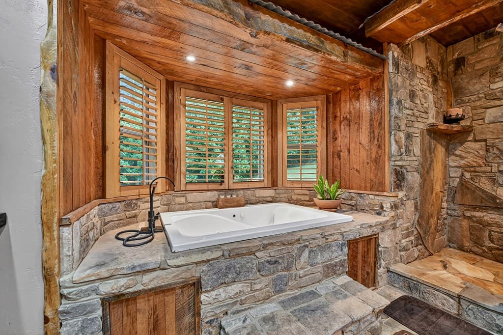 785 Wehunt Road, Blue Ridge GA 30513 - Photo