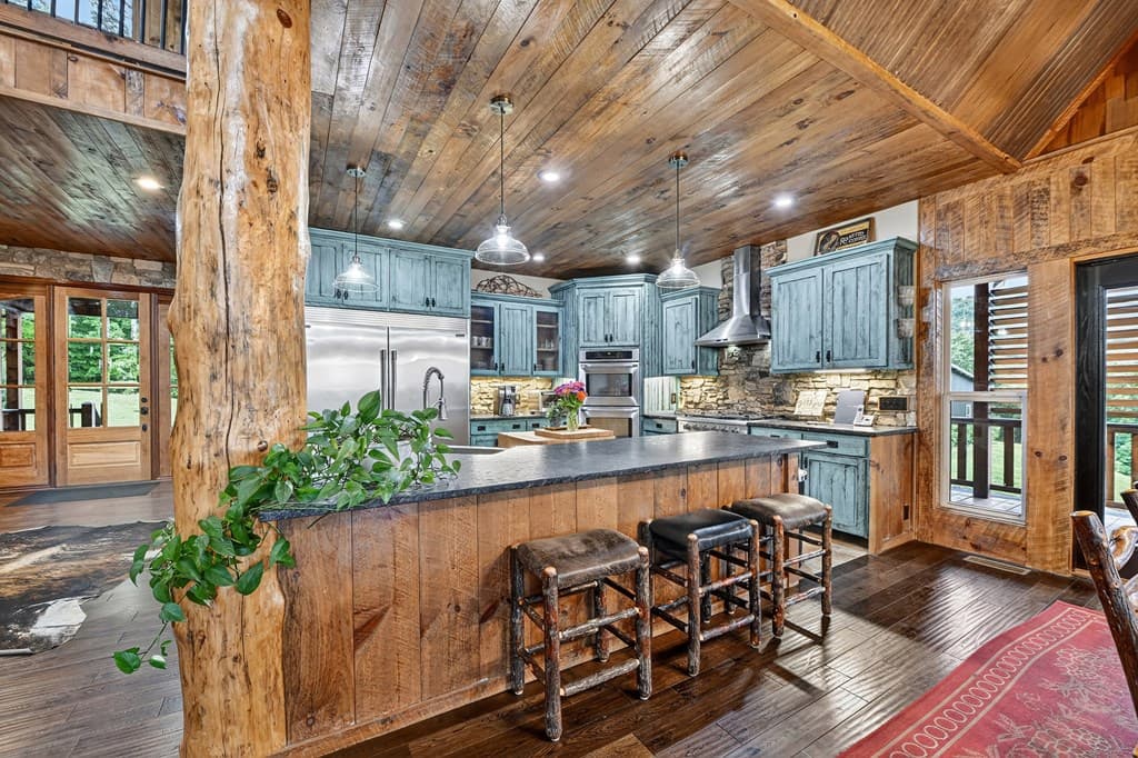 785 Wehunt Road, Blue Ridge GA 30513 - Photo