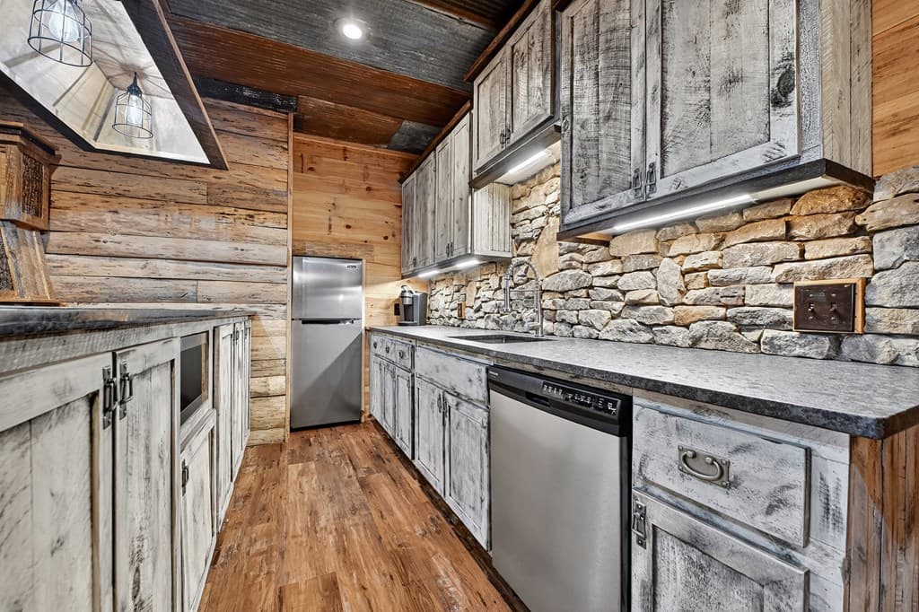 785 Wehunt Road, Blue Ridge GA 30513 - Photo