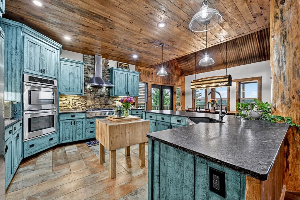 785 Wehunt Road, Blue Ridge GA 30513 - Photo