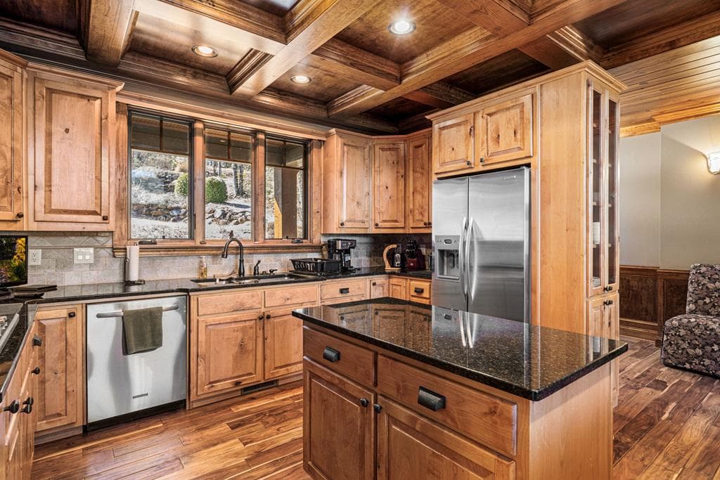577 Beech Cove Drive, Hiawassee GA 30546 - Photo