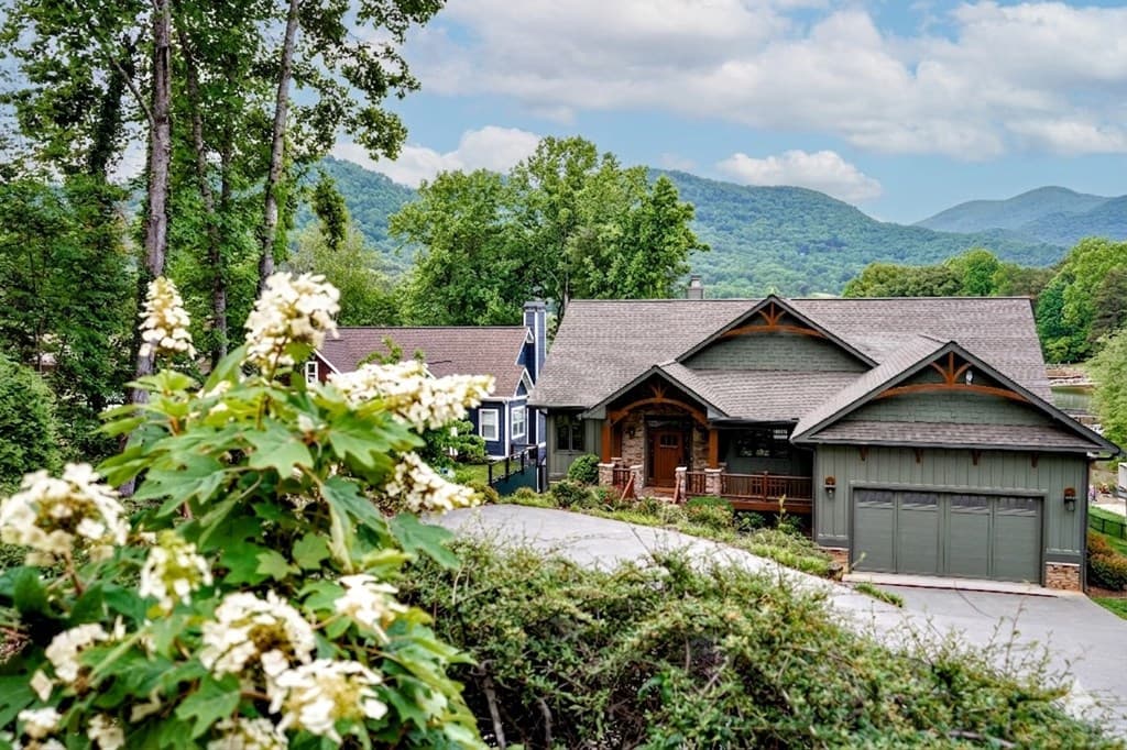 577 Beech Cove Drive, Hiawassee GA 30546 - Photo
