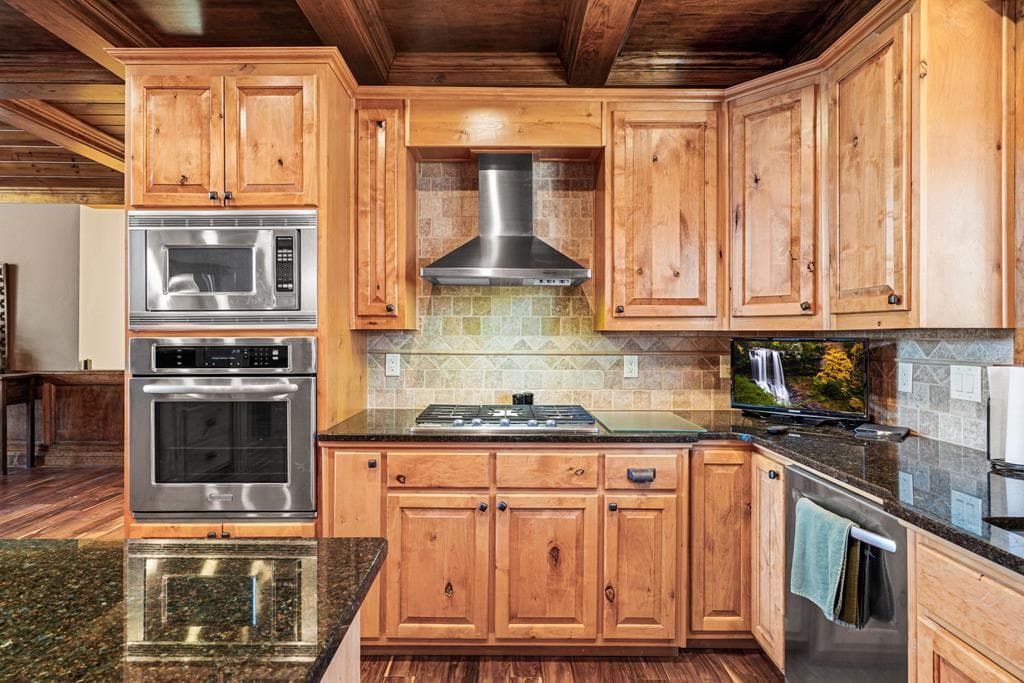 577 Beech Cove Drive, Hiawassee GA 30546 - Photo