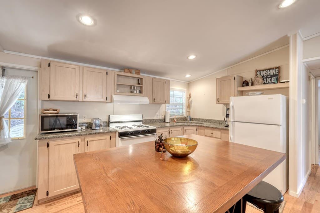 333 Reece Creek Road W, Blairsville GA 30512 - Photo
