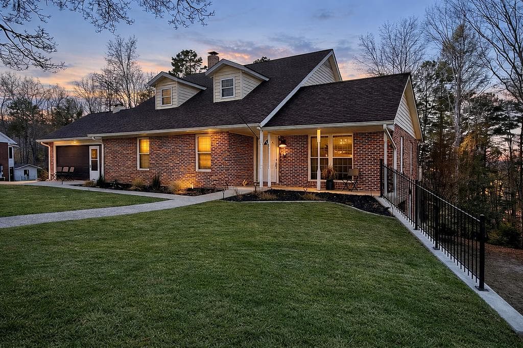 30 Skyline Drive, Murphy NC 28906 - Primary photo