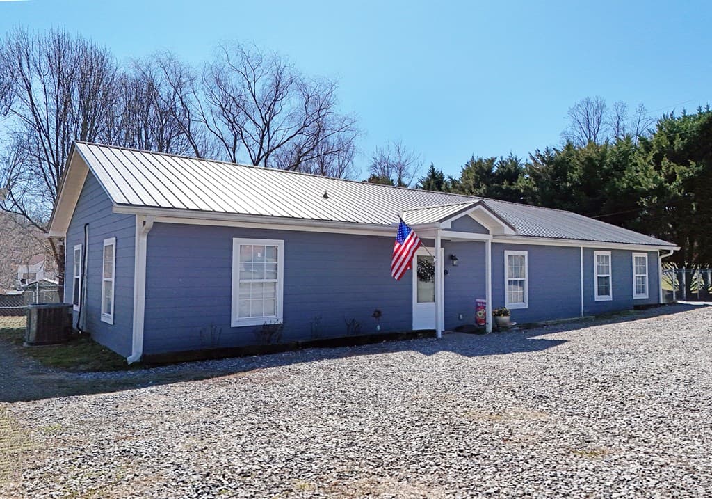 91 Hickory Street, Hayesville NC 28904 - Photo