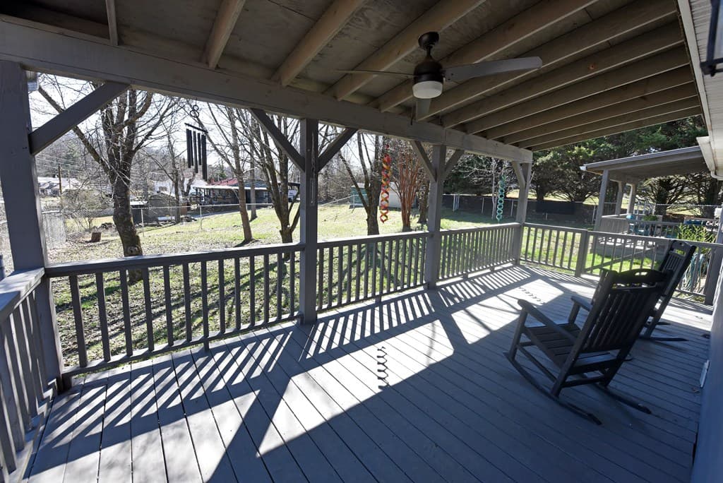 91 Hickory Street, Hayesville NC 28904 - Photo