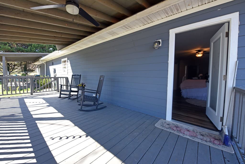 91 Hickory Street, Hayesville NC 28904 - Photo