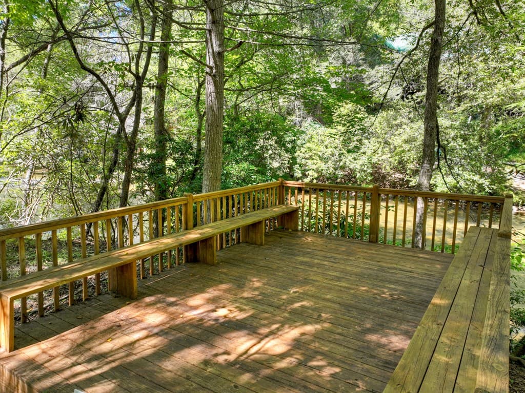 1466 Indian Trail, Mccaysville GA 30555 - Photo