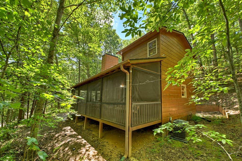 1466 Indian Trail, Mccaysville GA 30555 - Photo