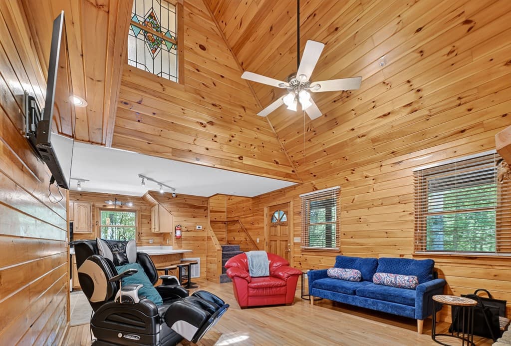 1466 Indian Trail, Mccaysville GA 30555 - Photo