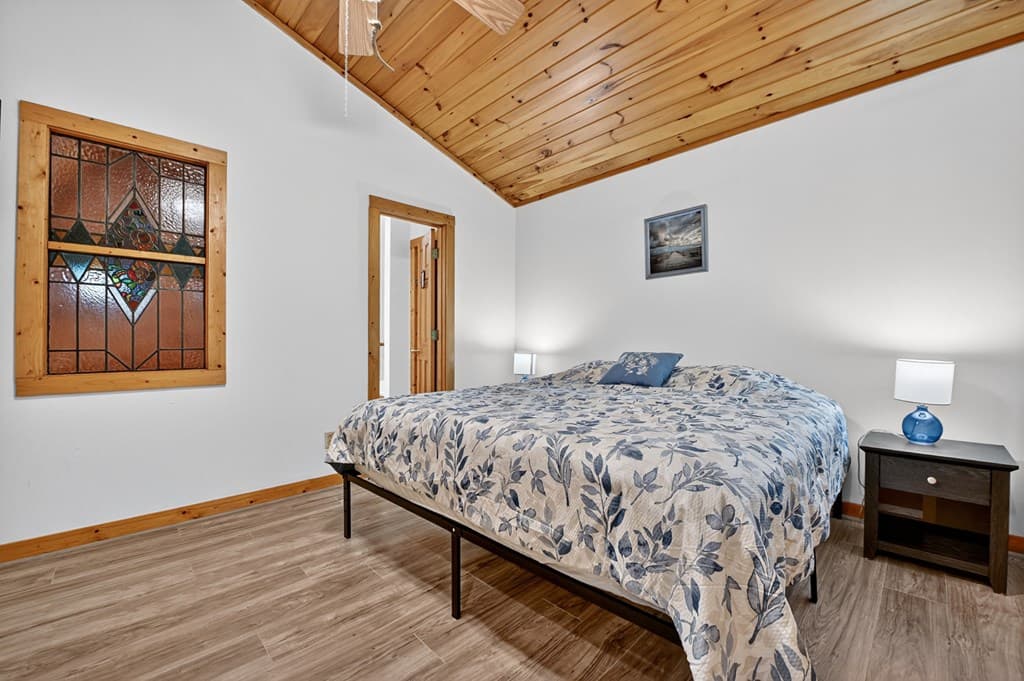 1466 Indian Trail, Mccaysville GA 30555 - Photo