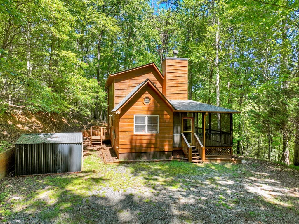 1466 Indian Trail, Mccaysville GA 30555 - Photo