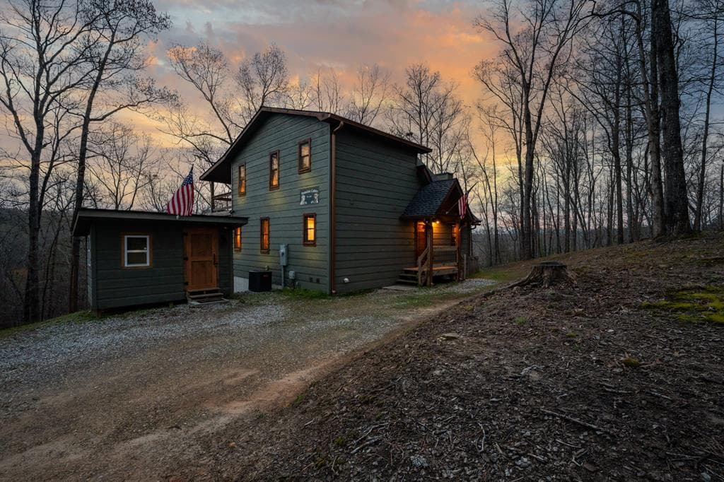 263 Windy Valley Lane, Blue Ridge GA 30513 - Photo