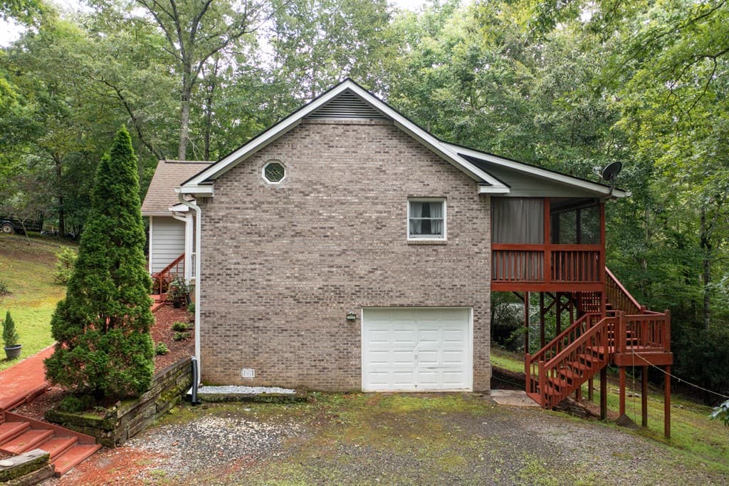 125 Jess Hooper Drive, Hayesville NC 28904 - Photo
