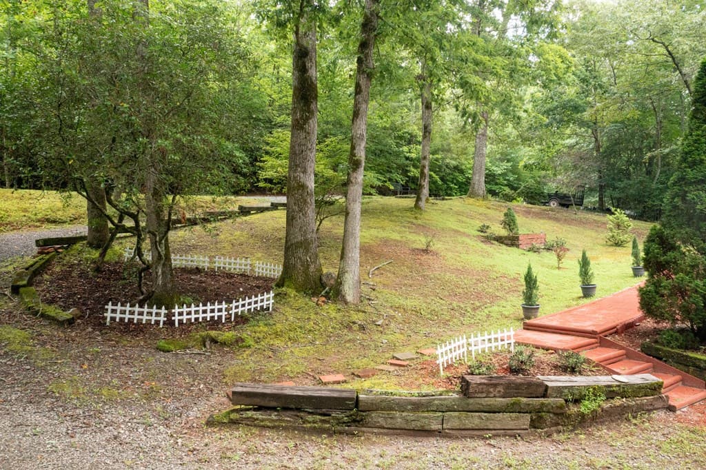 125 Jess Hooper Drive, Hayesville NC 28904 - Photo