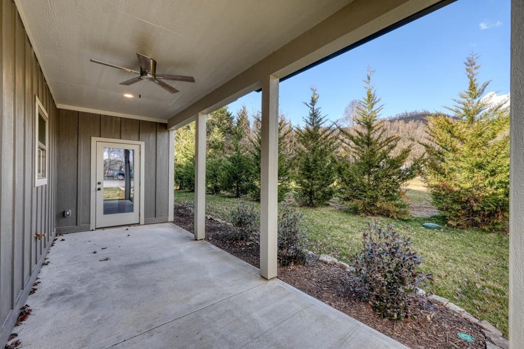 98F Brett Way, Hiawassee GA 30546 - Photo