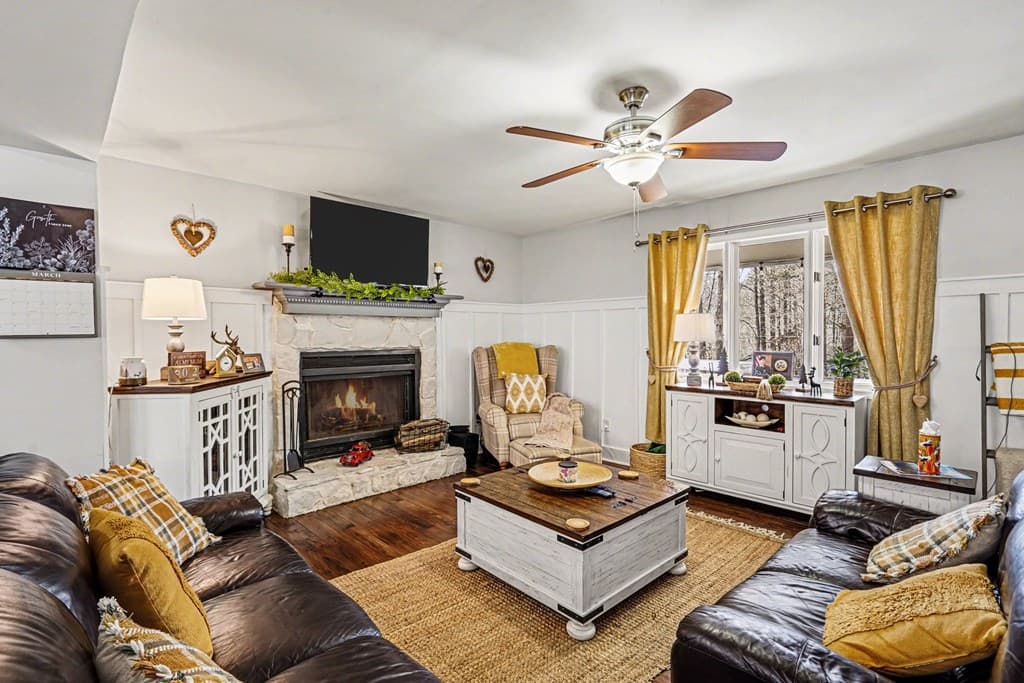 211 Hillside Drive, Waleska GA 30183 - Photo