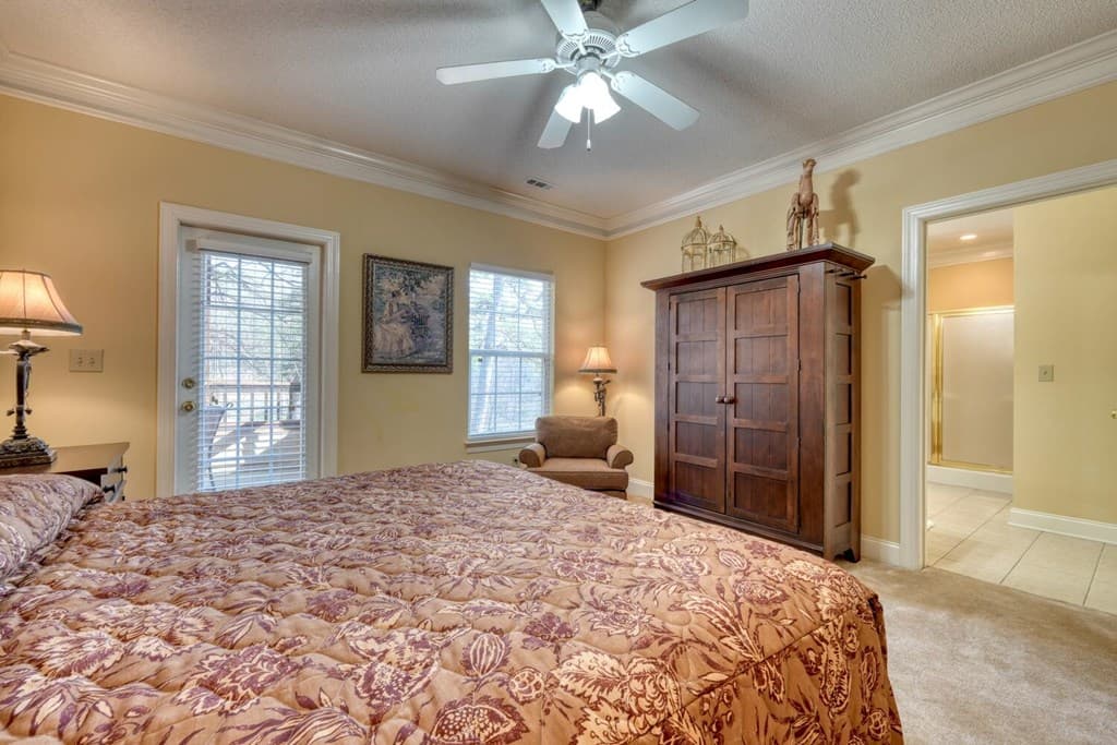 94 Glen Eagle Ct C202, Clayton GA 30525 - Photo