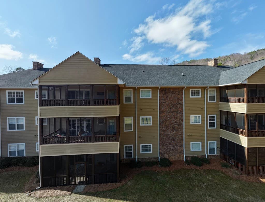 94 Glen Eagle Ct C202, Clayton GA 30525 - Photo
