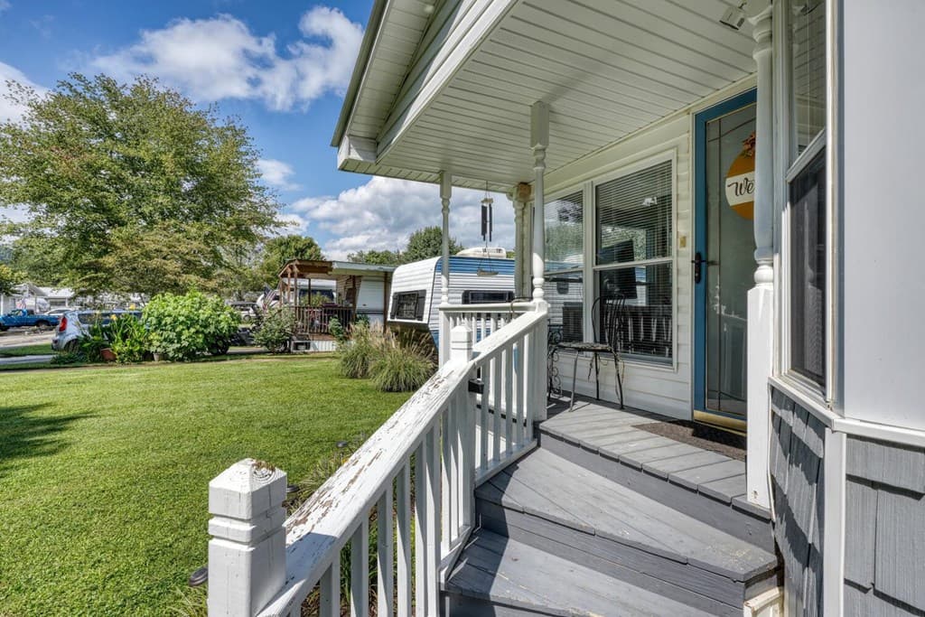 4353 Riverbank Run, Hiawassee GA 30546 - Photo