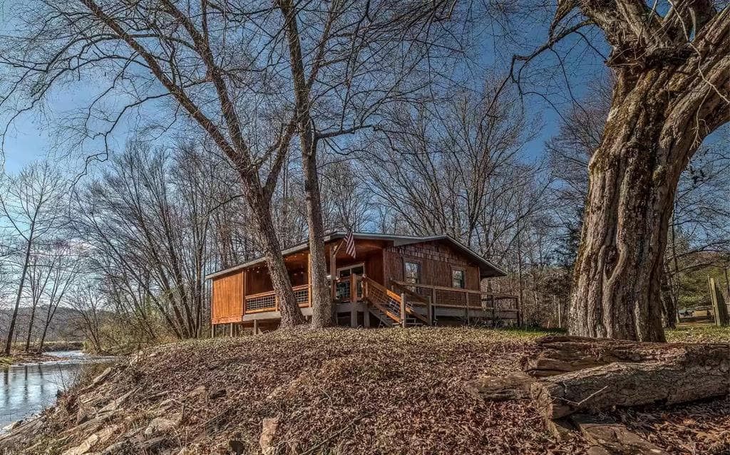 141 Mountain Rivers Road, Mineral Bluff GA 30559 - Primary photo